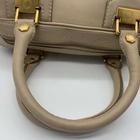 Marc Jacobs Smooth Leather Tote Handbag Crossbody Bag in Beige - Picture 14 of 16